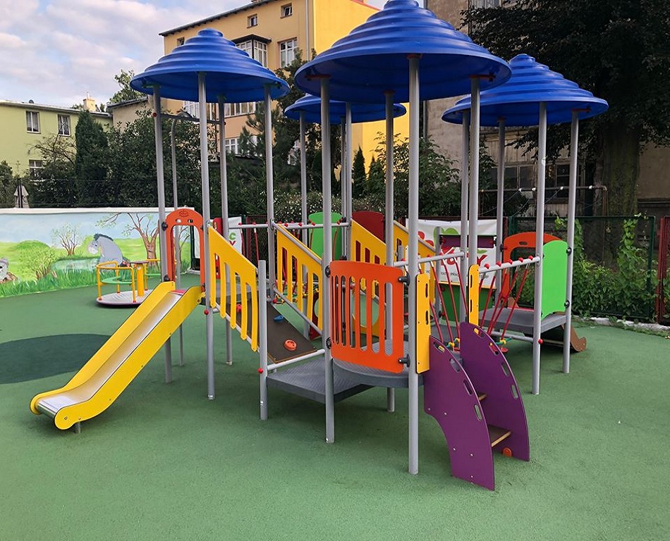 Certyfikowany plac zabaw z atestem bezpieczeństwa